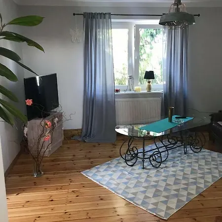 アパート Apartament U Rysia スウプスク